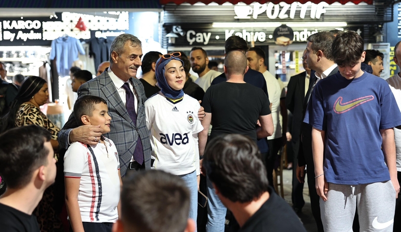 baskan-yusuf-alemdar-vatandasla-bayramlastiymjib29jej