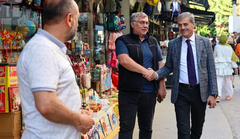 baskan-yusuf-alemdar-vatandasla-bayramlastiymjib29jej