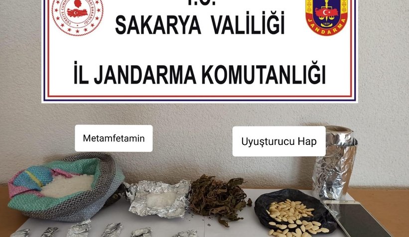 Baskın yapılan evden uyuşturucular çıktı