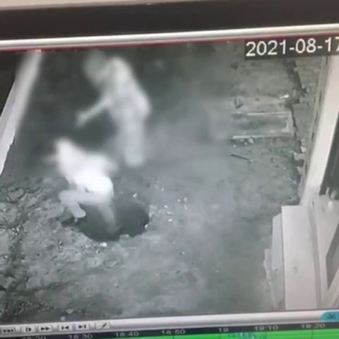 Bastığı rögar kapağı sonu oluyordu