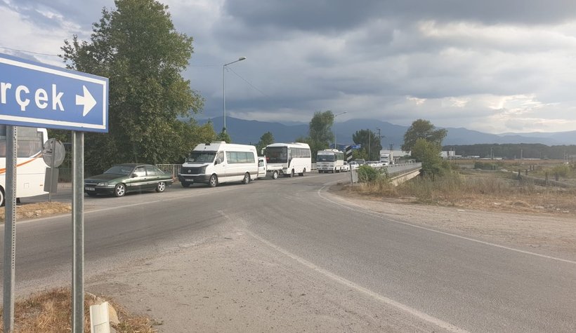 Batakköy Kavşağı'nda ambulansla otomobil çarpıştı