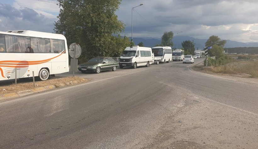 Batakköy Kavşağı'nda ambulansla otomobil çarpıştı