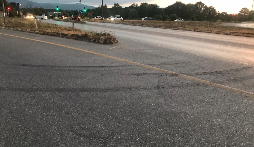 Batakköy Kavşağı’nda Kaza: Motosiklet Sürücüsü Yaralandı