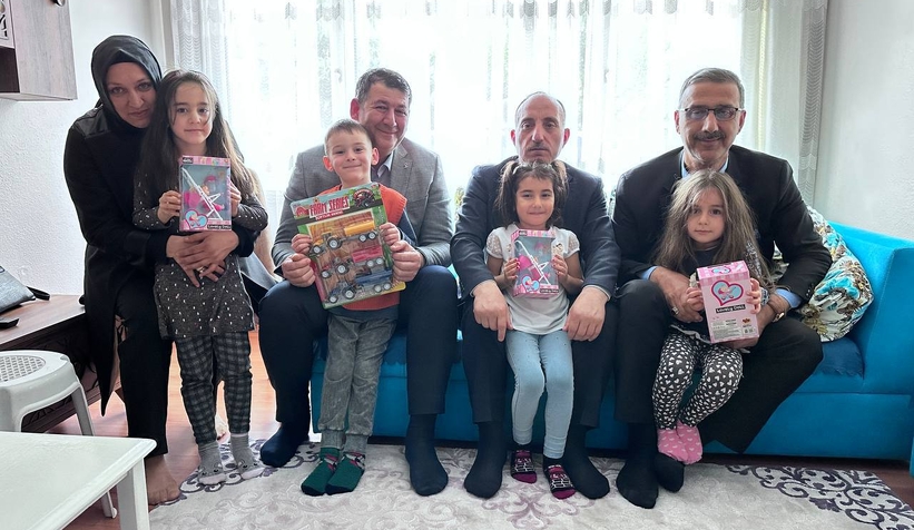 bayraktar-erenler-de-secim-calismasini-surdurduy0u1tgjmwu