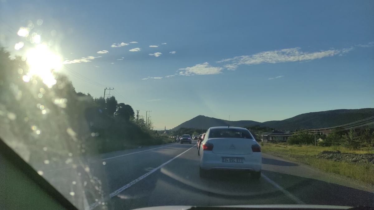 Bayram Dönüşü Trafiği Kuzuluk'ta Kilitlendi