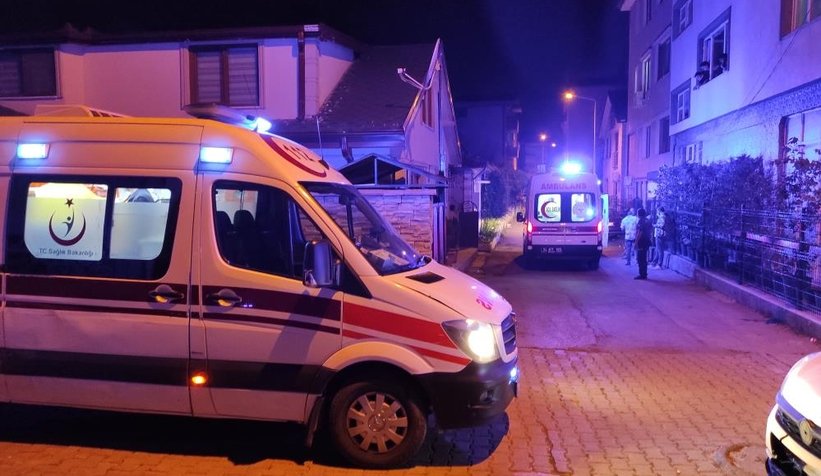 Bayram gecesi dehşet; Hasımlarını bıçaklayıp kaçtılar