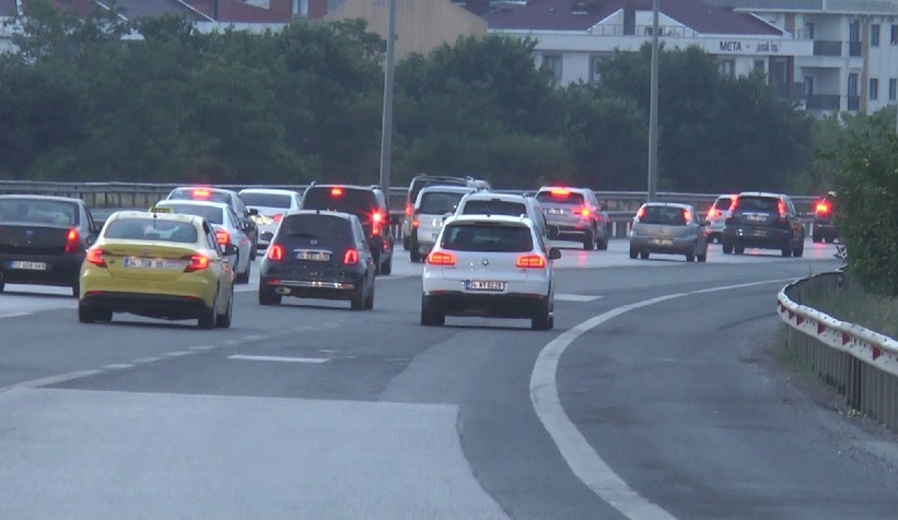 Bayram trafiği erken başladı: Yola çıktılar