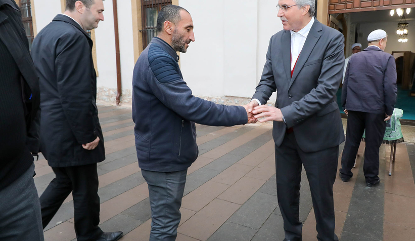 Başkan Yüce vatandaşlarla bayramlaştı