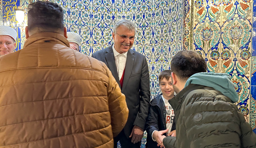 Başkan Yüce vatandaşlarla bayramlaştı