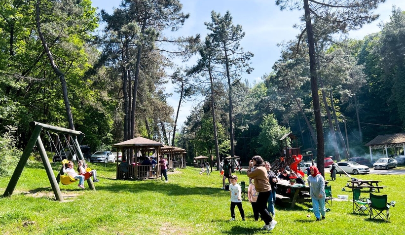 bayramda-turistik-noktalar-ziyaretci-akinina-ugradiq3v0vxdsrm