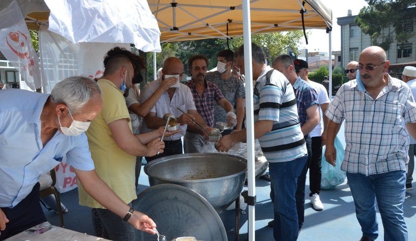 BBP Akyazı'dan aşure etkinliği