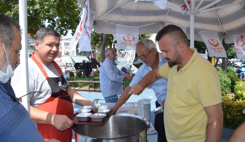 BBP Akyazı'dan aşure etkinliği