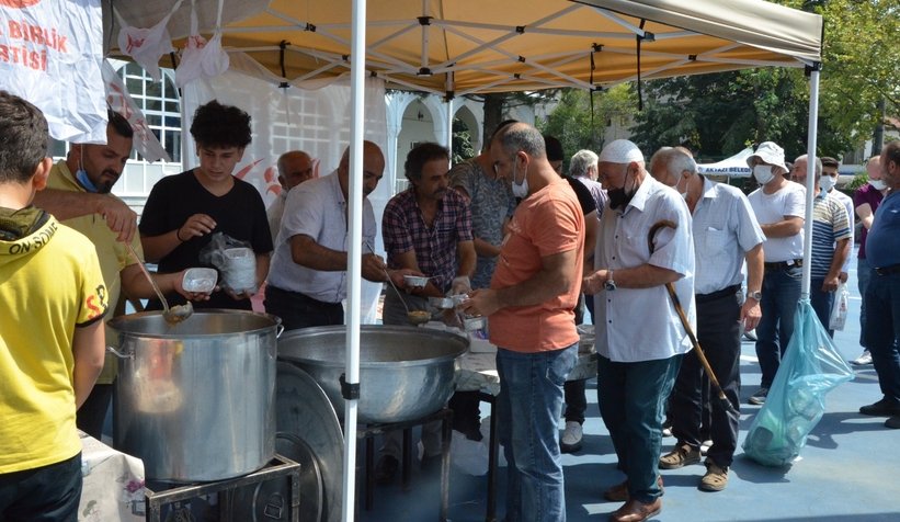 BBP Akyazı'dan aşure etkinliği