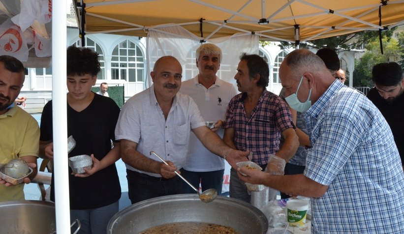 BBP Akyazı'dan aşure etkinliği