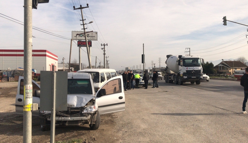 Bekirpaşa Kavşağında kaza