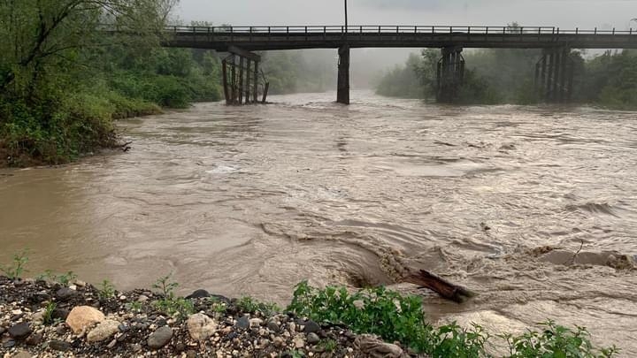 Beldibi geçici köprü ulaşıma kapandı