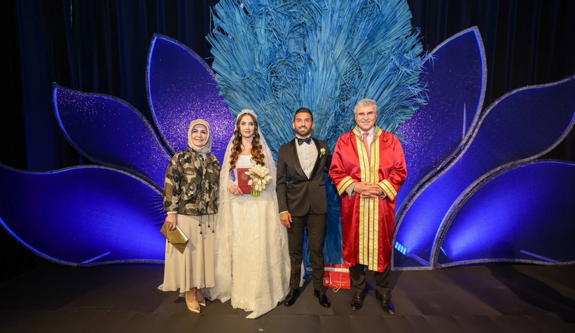 Beşiktaşlı Umut, Merve Aydemir'le evlendi