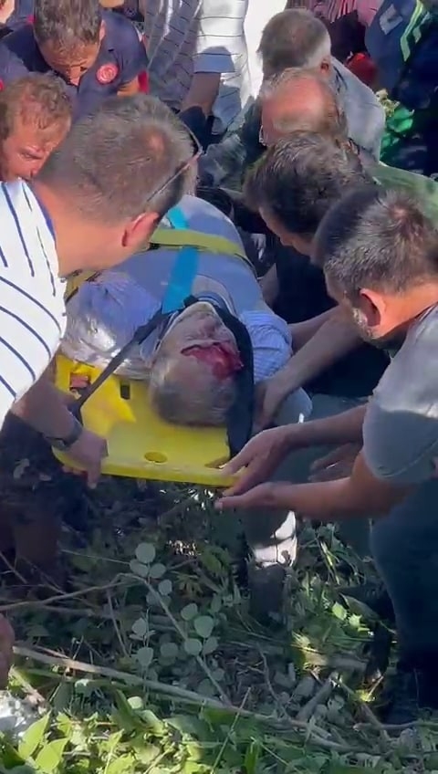 Beton direği yıkıp şarampole yuvarlandı: 1 ölü, 2 ağır yaralı