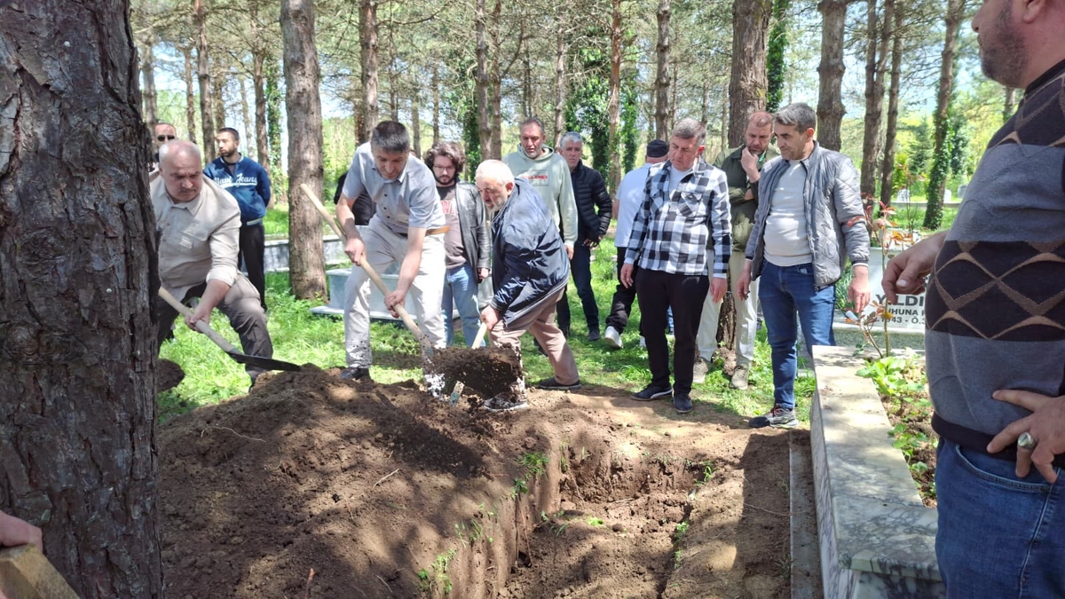 Beynine Pıhtı Atması Sonucu Hayatını Kaybetti: 48 yaşındaki adama Veda