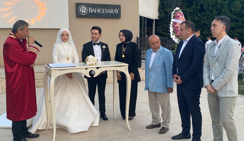 Beytullah ve Rana dünyaevine girdi