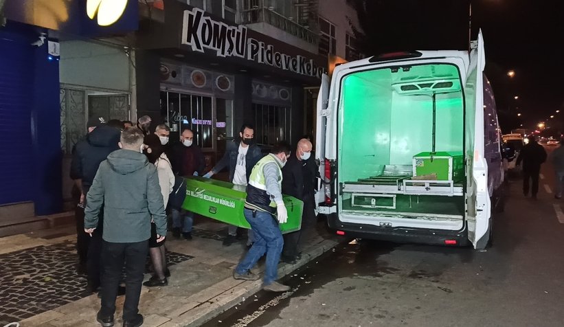 Bıçak darbeleriyle öldürülmüş halde bulundu