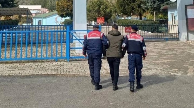 bilecik-te-nafaka-odemeyen-sahis-tutuklandianjhmk8vzg