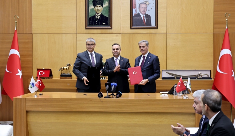 bilim-merkezi-icin-onemli-bir-protokolq01fvel6dh