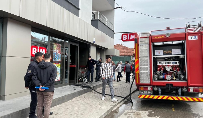 BİM'in deposunda yangın