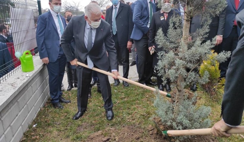 Binali Yıldırım, Anaokulu'nun açılışnı yaptı