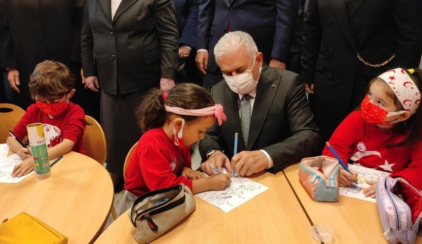 Binali Yıldırım, Anaokulu'nun açılışnı yaptı
