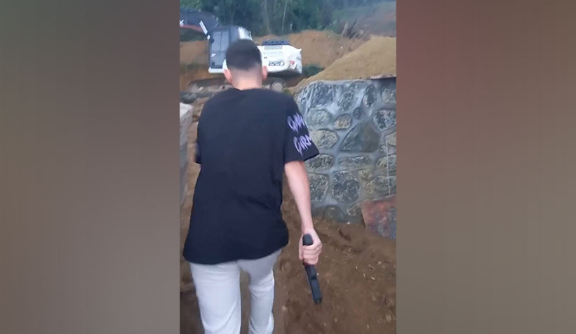   Bir grup gencin eğlence amaçlı çektiği video hayrete düşürdü