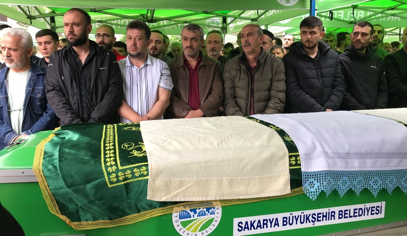 Bir hafta önce çocuğu olmuştu kazada ölen babaya acı veda