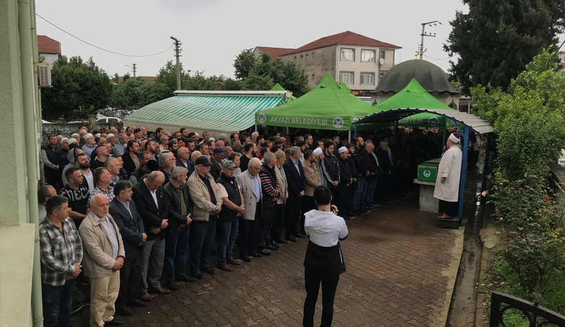 Bir hafta önce çocuğu olmuştu kazada ölen babaya acı veda