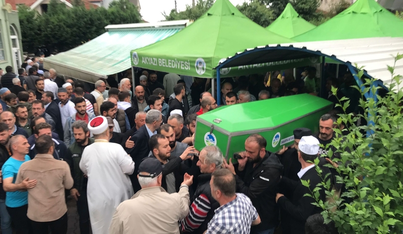 Bir hafta önce çocuğu olmuştu kazada ölen babaya acı veda