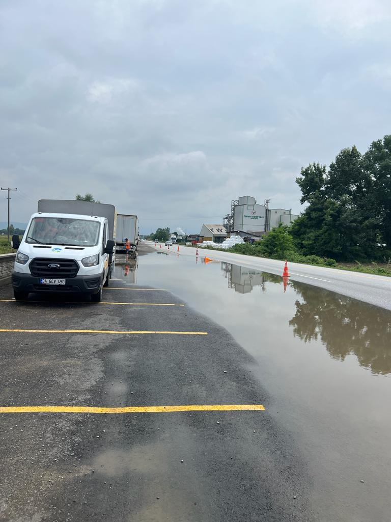 Bir kişinin öldüğü yolda kaza sonrası önlem