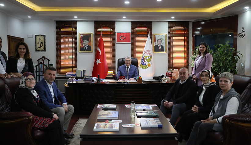 Birlik ve beraberlik içinde Sakarya’yı daha iyi yerlere taşıyacağız