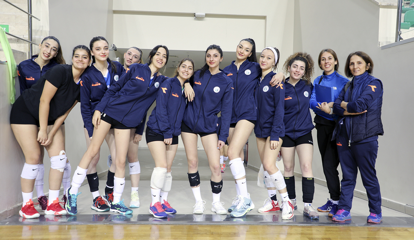 Bölgesel voleybol liginde şampiyon SUBÜ