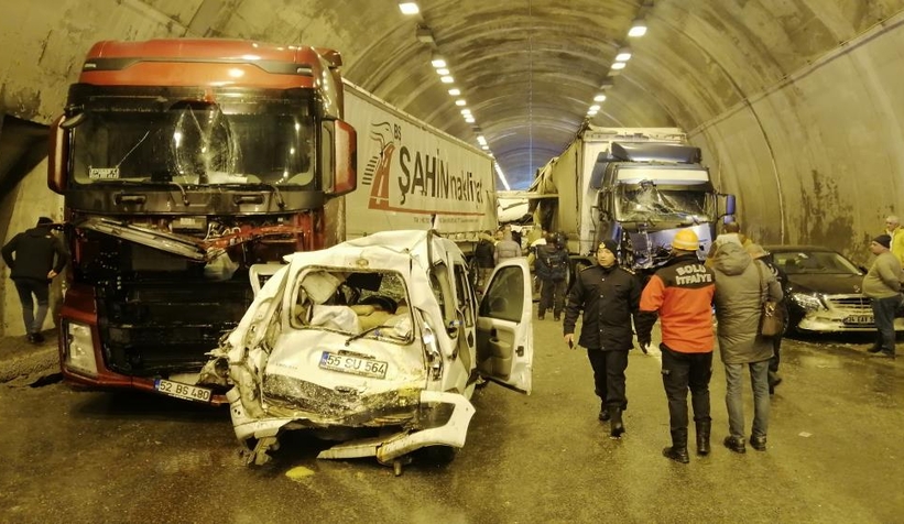 Bolu Dağı Tüneli 5 buçuk saat sonra açıldı