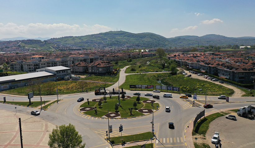 Bölünmüş yol ulaşıma alternatif olacak