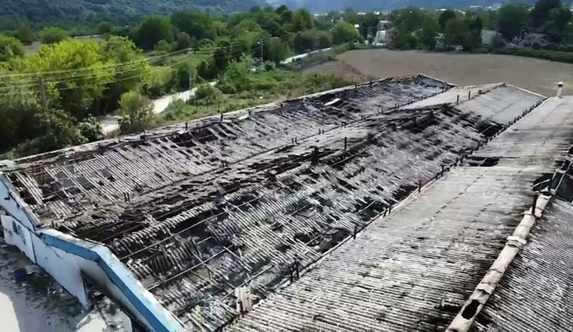 Boya üretiliyordu, yangın sonrası bu hale geldi