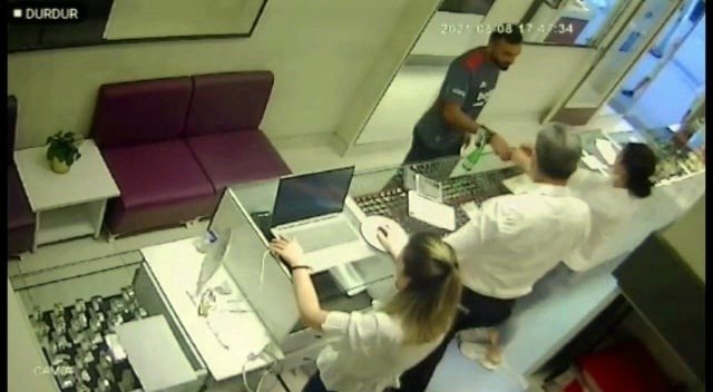 Böyle hırsızlık görülmedi