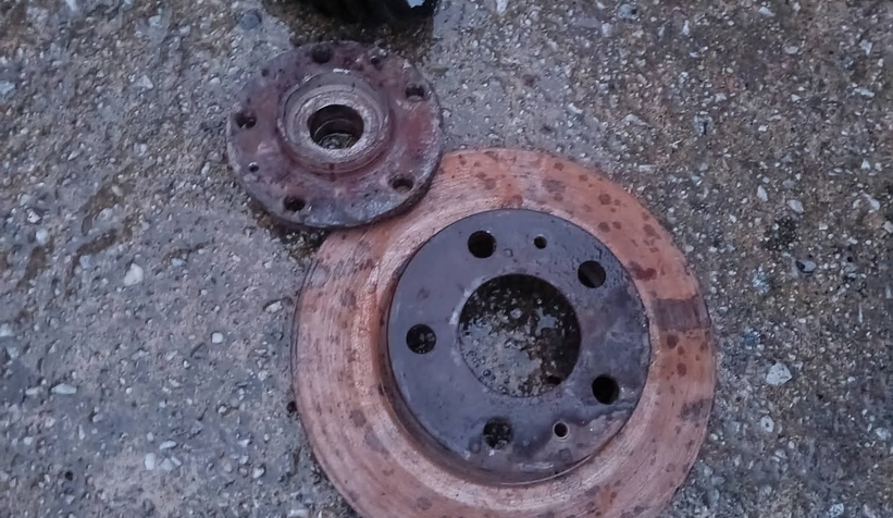 bozuk-yolda-lastigi-koptueek3agpvqx