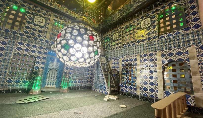 Bu cami maketi görenleri şaşırtıyor