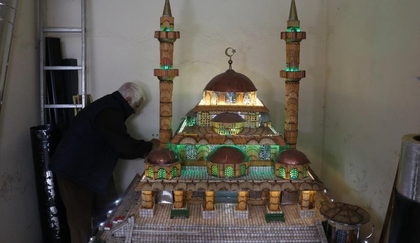 Bu cami maketi görenleri şaşırtıyor
