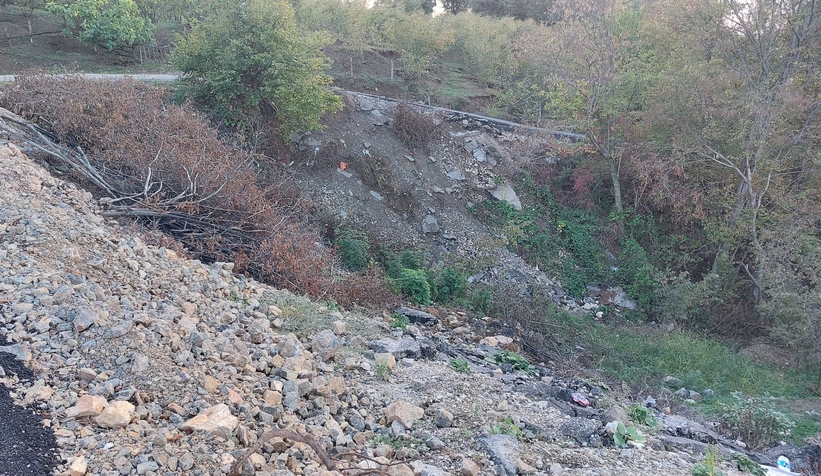 bu-mahalle-cokme-korkusu-ile-yasiyorzu5zsxfzeg