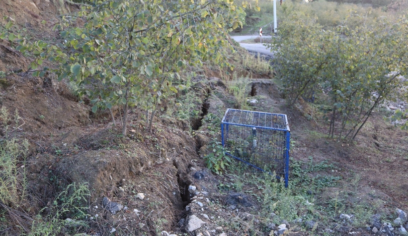 bu-mahalle-cokme-korkusu-ile-yasiyorzu5zsxfzeg