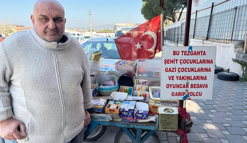Bu tezgahta şehit ve gazi çocuklarına oyuncaklar bedava