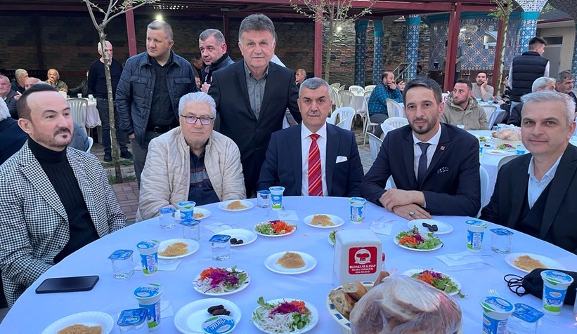 budaklar-iftarina-yogun-ilgiog92vhf2dw