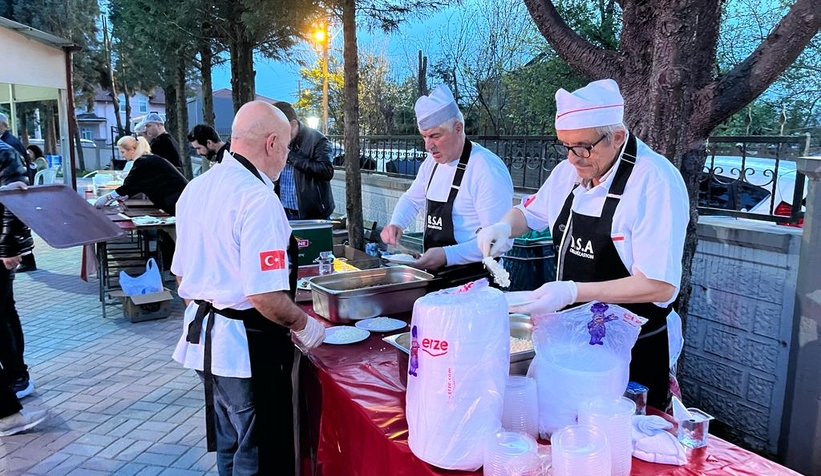 budaklar-iftarina-yogun-ilgiog92vhf2dw