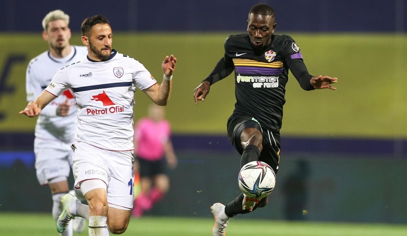 Bülent Uzun Sakaryaspor yolunda